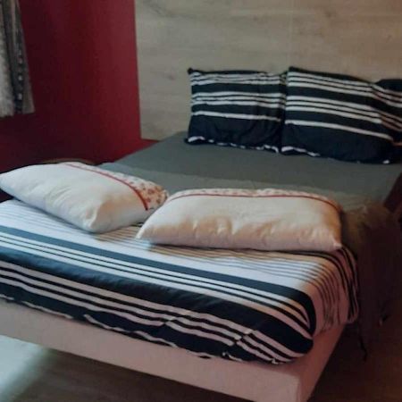 L'Etape Gourmande, Chambres D'Hotes Wellin المظهر الخارجي الصورة